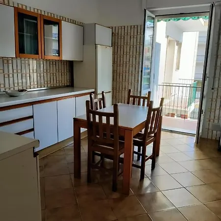Casa Delfino Apartment Pietra Ligure